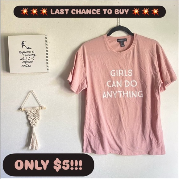 Girls Tee // - Picture 1 of 3